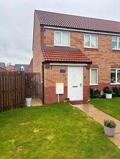 3 Bedroom Semi Detached House For Sale In Poppy Avenue, New Ollerton, Newark, NG22
