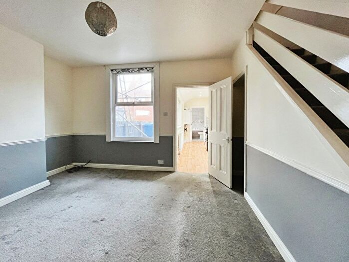 3 Bedroom Terraced House For Sale In King Street, Driffield, YO25