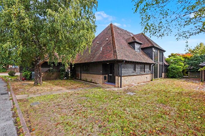 4 Bedroom Barn For Sale In The Saddlery, Seymour Road, Rainham, Guide Price £, - £, ME8