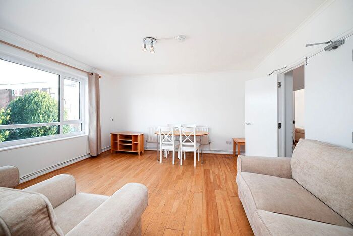 2 Bedroom Flat To Rent In Fairfax Road, London, NW6