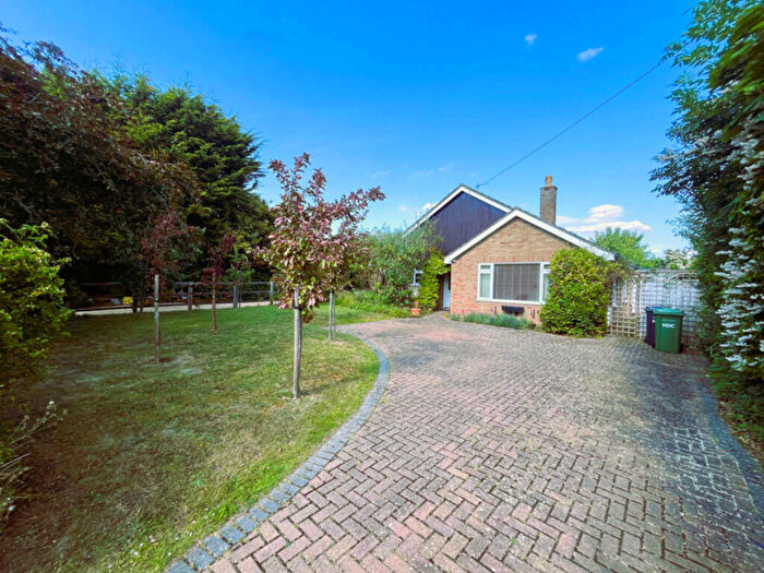 3 Bedroom Detached Bungalow For Sale In High Street, Buckden, St. Neots, Cambridgeshire, PE19