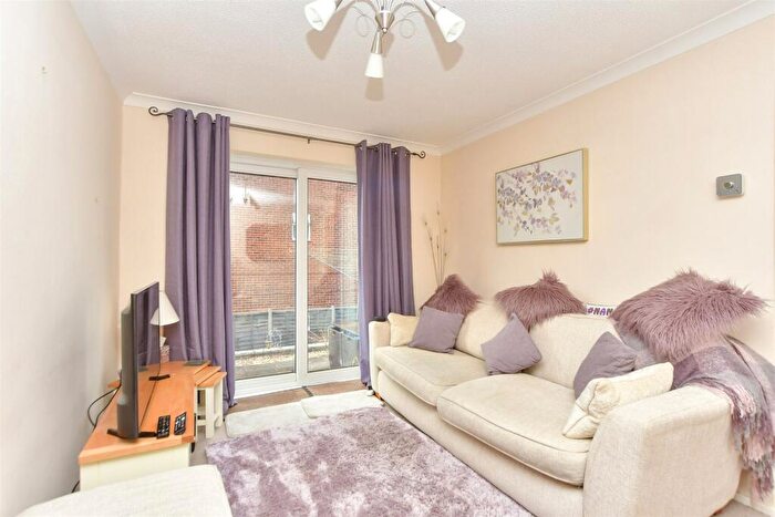 1 Bedroom End Of Terrace House For Sale In Ploughmans Way, Rainham, Gillingham, Kent, ME8