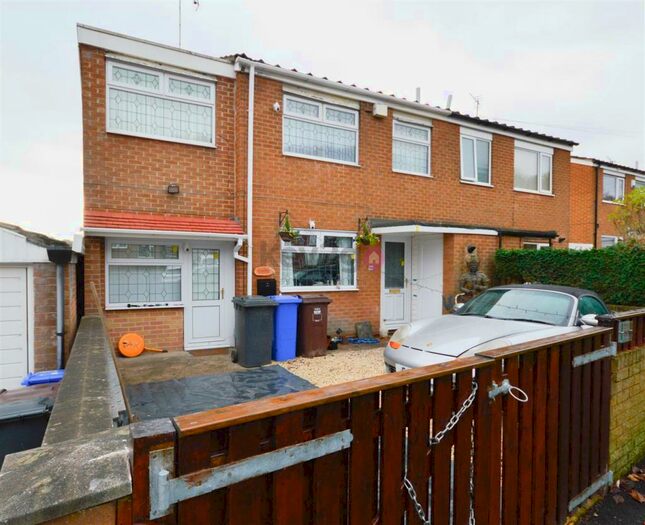 Houses for sale & to rent in S12 4WT, Fox Lane, Birley Sheffield