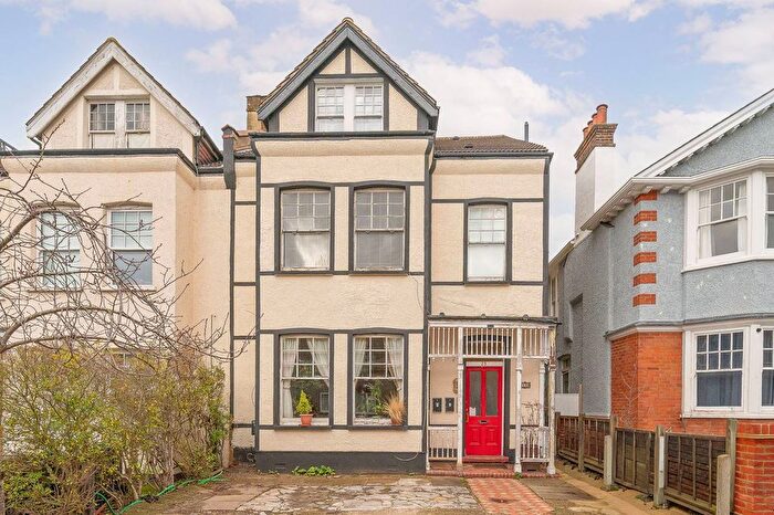 1 Bedroom Flat For Sale In Woodstock Road, Croydon, CR0