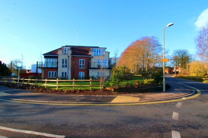 2 Bedroom Flat To Rent In Old Barn Mews, Basingstoke, Hampshire, RG24
