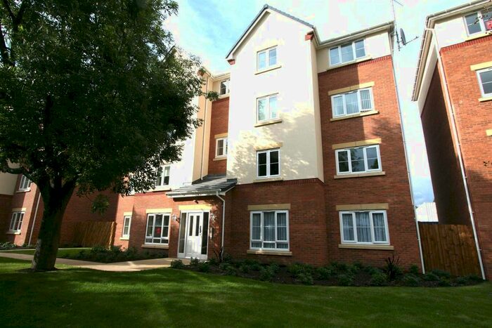 2 Bedroom Flat To Rent In Holyhead Road, Wednesbury, WS10