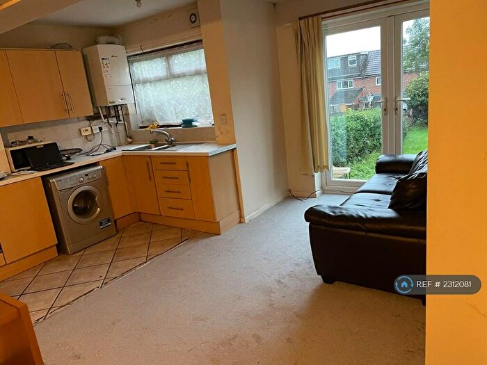 5 Bedroom Terraced House To Rent In Cannon Hill Road, Coventry, CV4