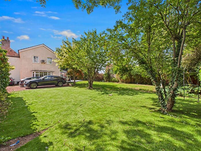 5 Bedroom Detached House For Sale In West End, South Cave, HU15