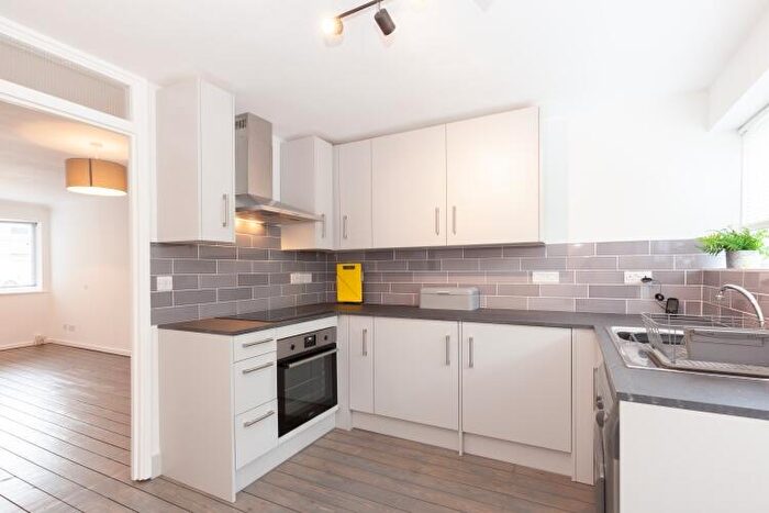 2 Bedroom Semi-Detached House To Rent In Leafield Road, East Oxford, OX4