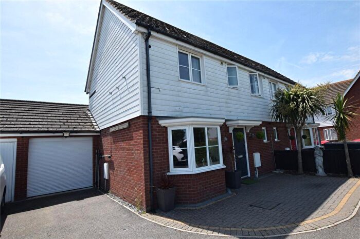 4 Bedroom Semi-Detached House For Sale In Medley Way, St. Lawrence, Southminster, Essex, CM0