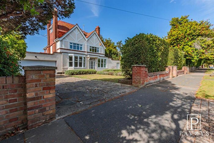 6 Bedroom Detached House For Sale In Third Avenue, Frinton-On-Sea, CO13