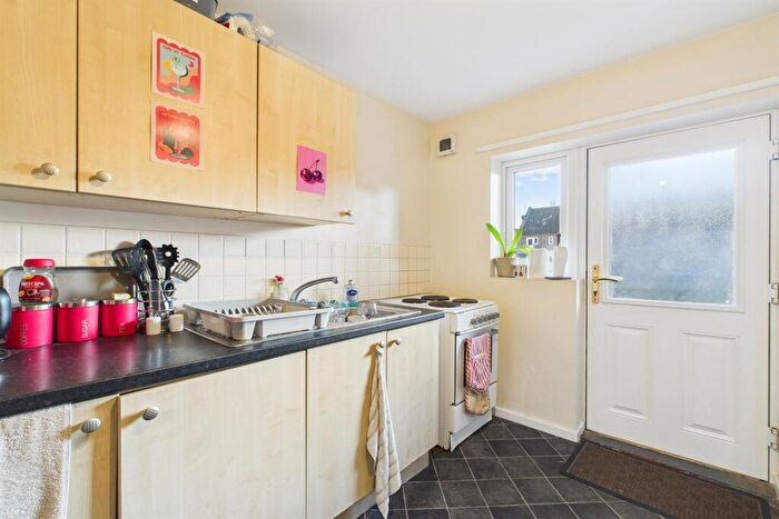 3 Bedroom Property To Rent In Kirkley Lodge, Park Avenue, Newcastle Upon Tyne, NE3