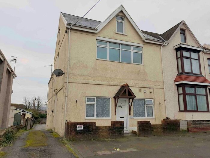 1 Bedroom Flat To Rent In Front Flat, Alexandra Road, Swansea, SA4