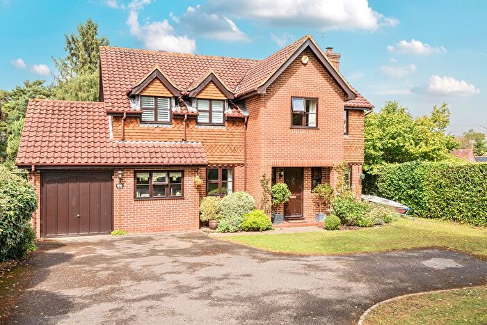 5 Bedroom Detached House For Sale In Monteith Close, Langton Green, TN3