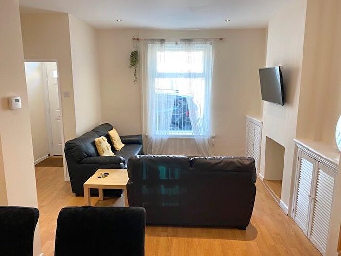 3 Bedroom Terraced House To Rent In Thesiger Street, Cathays, Cardiff, CF24
