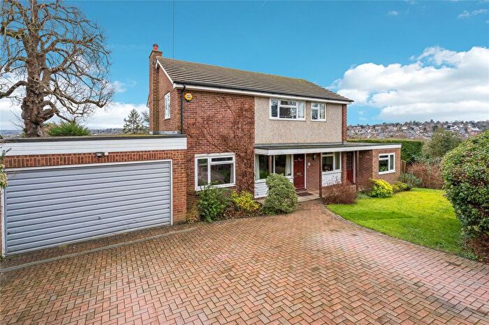 4 Bedroom Detached House For Sale In Murray Road, Berkhamsted, Hertfordshire, HP4