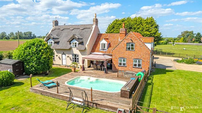 4 Bedroom Detached House For Sale In Pinchbeck, PE11