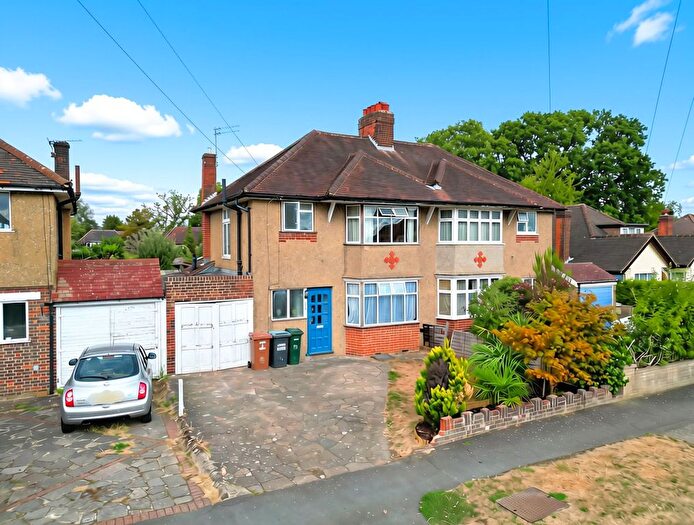 3 Bedroom Semi-Detached House For Sale In Baldwins Lane, Croxley Green, Rickmansworth, WD3