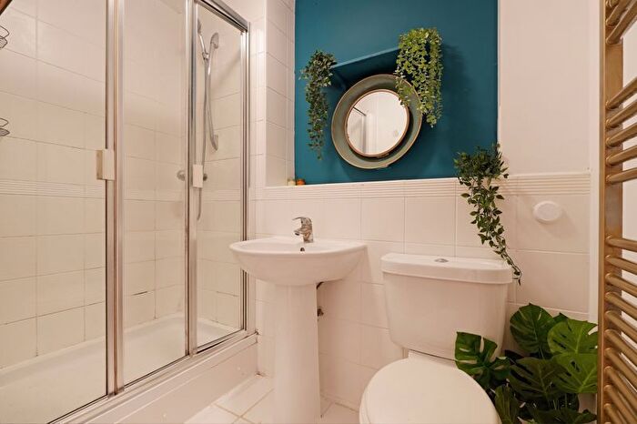 2 Bedroom Flat To Rent In Coode House, Millsands, Sheffield, S3