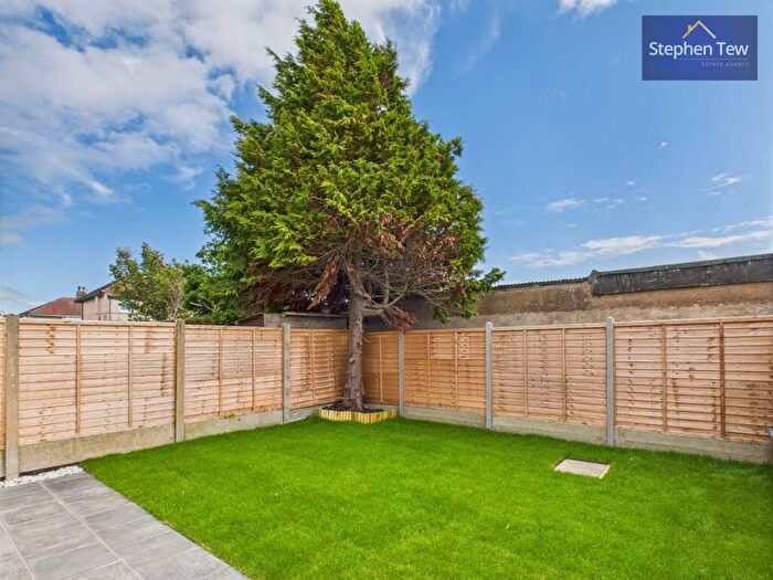 2 Bedroom End Of Terrace House For Sale In Ivy Avenue, Blackpool, FY4