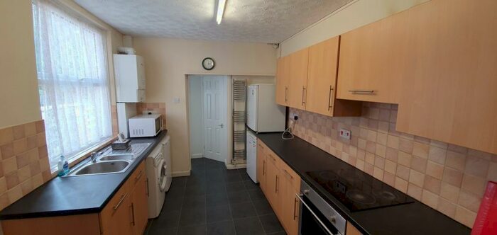 4 Bedroom Terraced House To Rent In Hearsall Lane, Earlsdon, Coventry, CV5