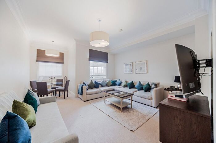 1 Bedroom Flat To Rent In Mayfair, W1K