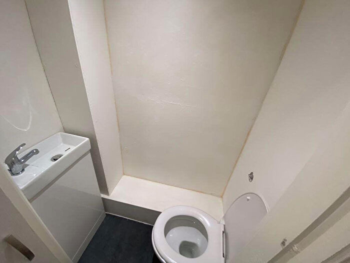 5 Bedroom House To Rent In Hanover Square, Leeds, LS3