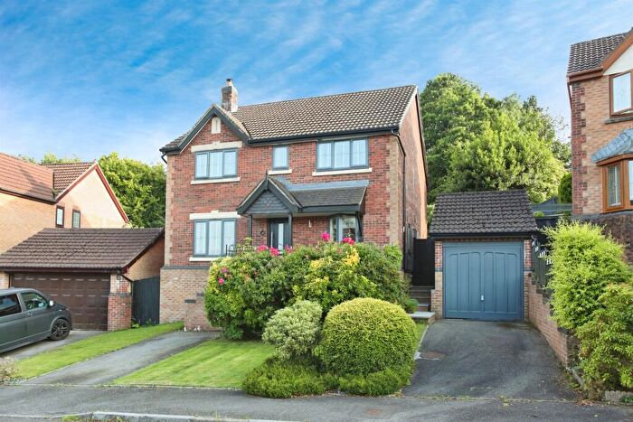 4 Bedroom Detached House For Sale In Golwg Y Coed, Caerphilly, CF83