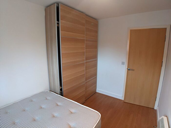 3 Bedroom Flat To Rent In Bed – Mitford Road, Withington, M14