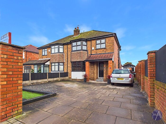 3 Bedroom Semi-Detached House For Sale In School Lane, Formby, Merseyside, L37