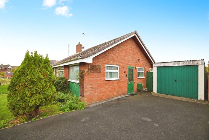2 Bedroom Semi-Detached Bungalow For Sale In Warren Crescent, Calne, SN11