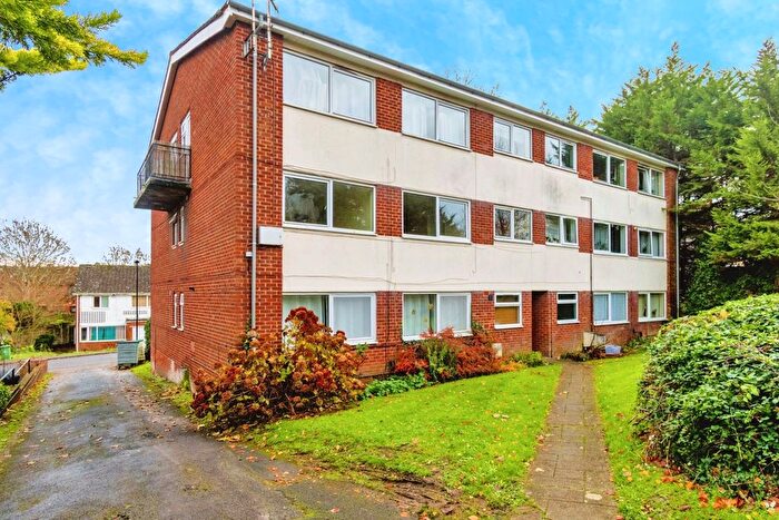 1 Bedroom Flat For Sale In Kent Road, Southampton, Hampshire, SO17