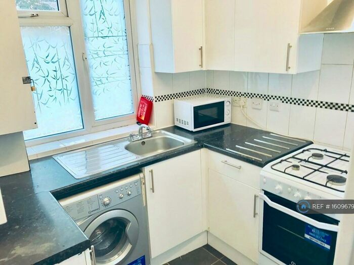 Studio To Rent In Waylen Street, Reading, RG1