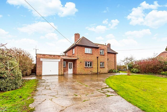 3 Bedroom Detached House To Rent In Beckhampton, Marlborough, SN8