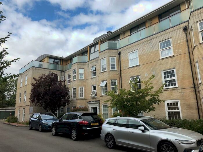 2 Bedroom Flat To Rent In Malden Court, West Barnes Lane, New Malden, KT3