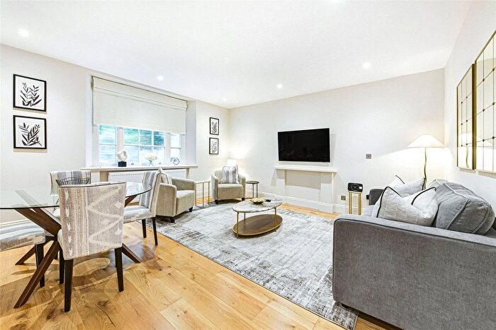 2 Bedroom Flat To Rent In Eaton Place, London, SW1X