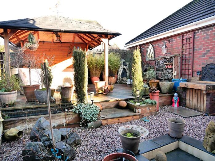 3 Bedroom Semi Detached House For Sale In Park Close, Calne, SN11