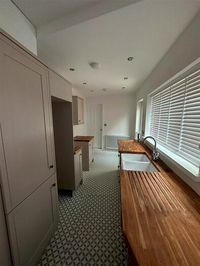 2 Bedroom Terraced House To Rent In Bark Street, Cleethorpes, DN35