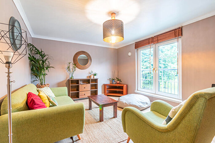 2 Bedroom Flat To Rent In L – Duddingston Park South, Edinburgh, EH15