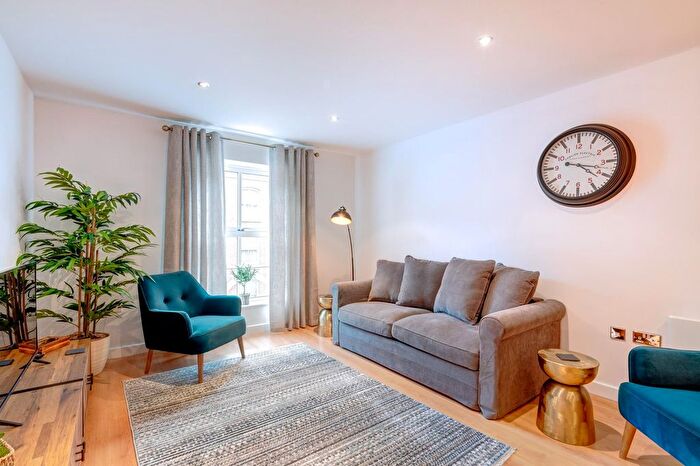 1 Bedroom Flat To Rent In City Centre West, YO1