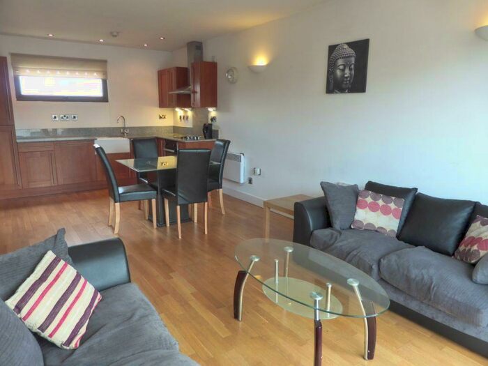 2 Bedroom Apartment To Rent In Advent /, Isaac Way, Ancoats, M4