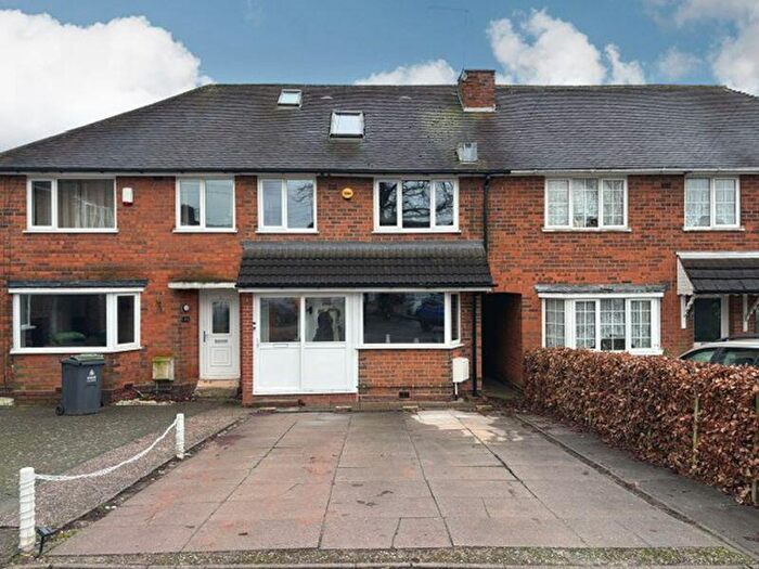 4 Bedroom Terraced House For Sale In Leighton Close, Great Barr, Birmingham, B43