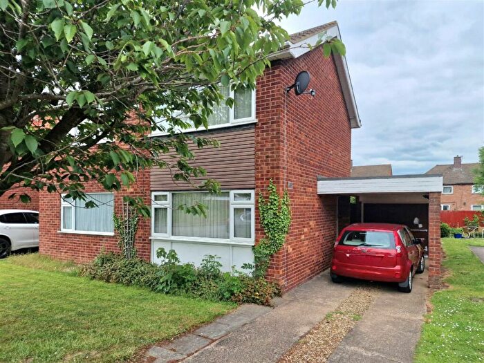 4 Bedroom Detached House To Rent In Bursdon Close, Glenfield, Leicester, LE3