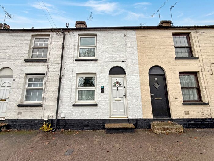 1 Bedroom Terraced House For Sale In Bedford Road, Houghton Regis, LU5