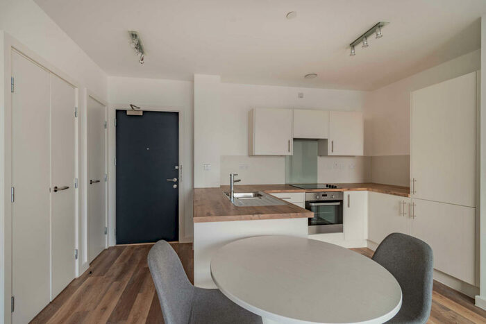 2 Bedroom Flat To Rent In Apartment, The Wullcomb, Highcross Street, , Furnished, LE1