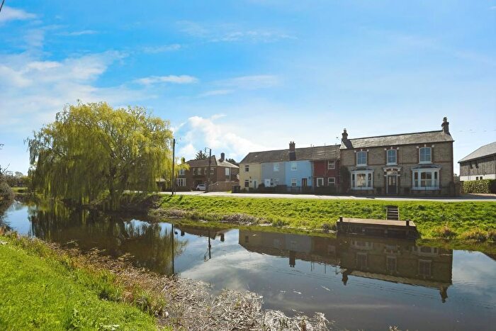 2 Bedroom Terraced House For Sale In Well Creek Road, Outwell, PE14