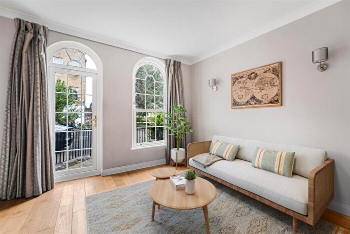 2 Bedroom House For Sale In Rotherhithe Street, Rotherhithe, SE16