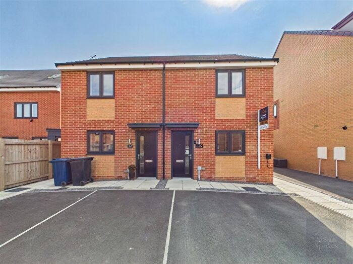 2 Bedroom Semi-detached House For Sale In Bottle House Close, South Shields, NE33