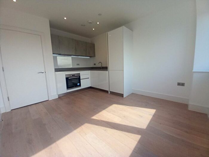 1 Bedroom Apartment To Rent In Romney Place, Maidstone, ME15