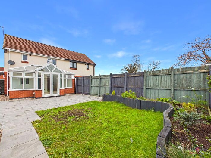 3 Bedroom Semi Detached House To Rent In Sallis Close, Northway, GL20